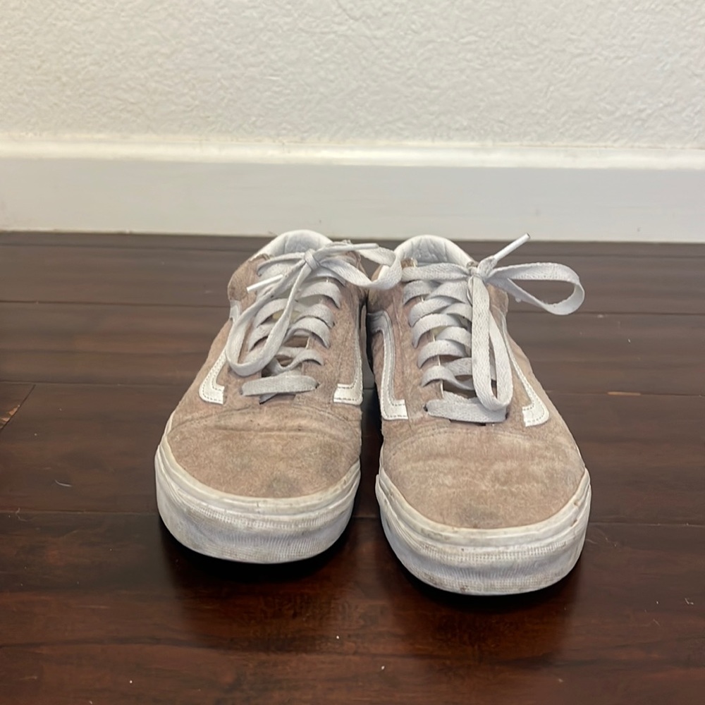 Size 7 pink vans